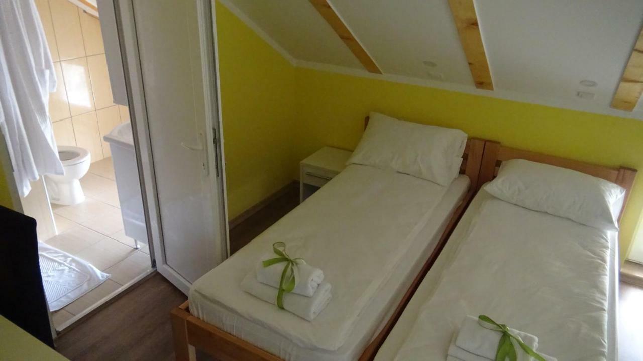 Apartmani Bojeresku Negotin Exterior foto